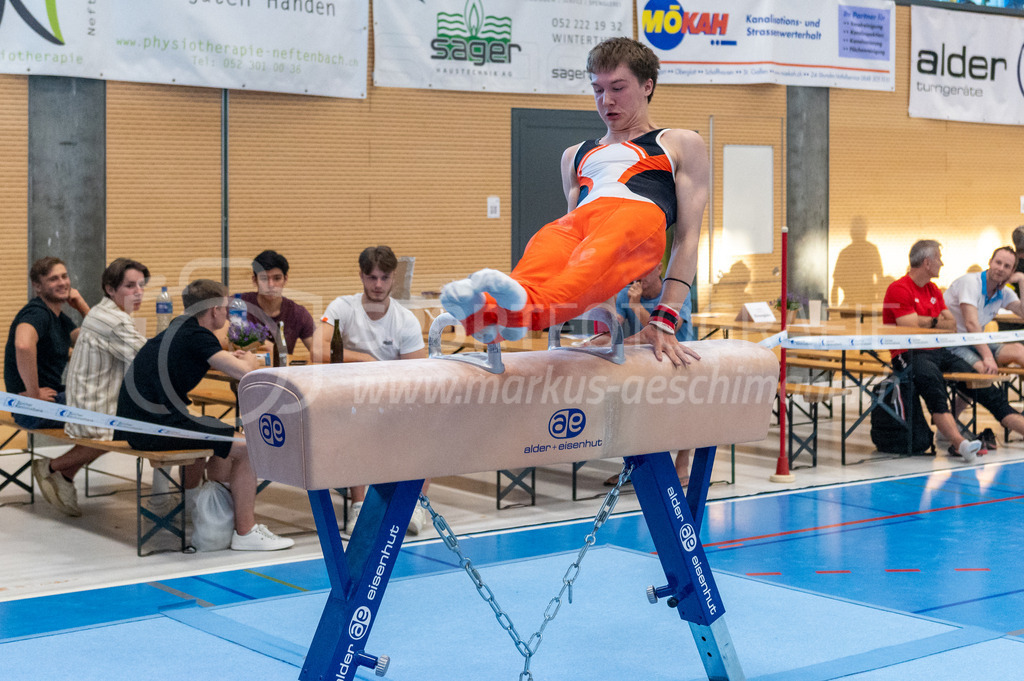 104. Zürcher Kunstturnertage Neftenbach - 14. May 2022 | 104. Zürcher Kunstturnertage Neftenbach
Turnhalle Ebni, Neftenbach
Programm 6 (P6)
Bild: Sportfotografie Markus Aeschimann | www.markus-aeschimann.ch - Realisiert mit Pictrs.com