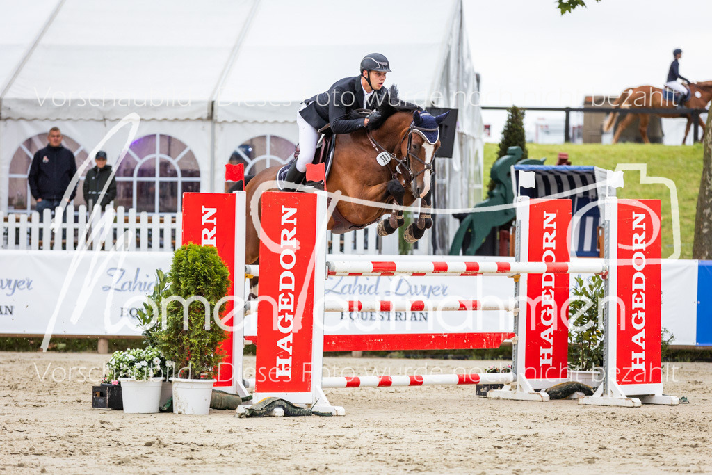 BHO-2PhSpr-M-264 | MomenTaufnahmen Pferdesportfotos