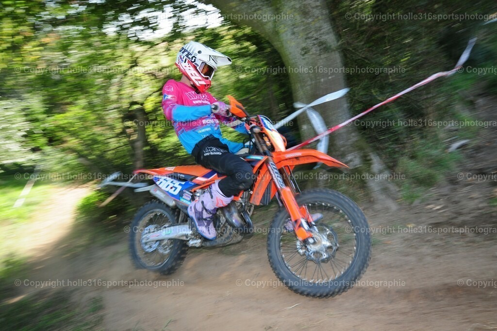 DSC_5489 | Sportfotografie , Motorsport, Motoross, Reitsport, Mointainbike, Enduro,
Landschaft , Outdoor, Eventfotografie, Landschaft, Bilder online bestellen - Realisiert mit Pictrs.com