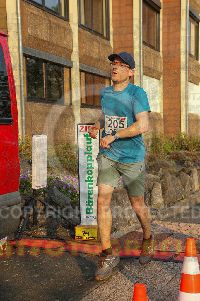 240802_1926_EX1_6420 | Sportfotografie im Rhein-Sieg Kreis, Köln, Bonn, NRW, Rheinland Pfalz, Hessen, etc. Unser Tätigkeitsfeld umfasst den Laufsport vom Volkslauf über den Marathon, Duathlon, Triathon bis zum Ultralauf wie Kölnpfad Ultra oder Schindertrail.