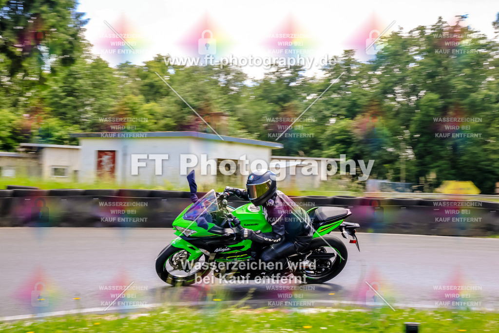 VBK-8150 | Hier findet Ihr Bilder von Touristenfahrten auf der Nürburgring Nordschleife oder von anderen Veranstaltungen die ich besucht habe. Viel Spass beim Durch Schauen 