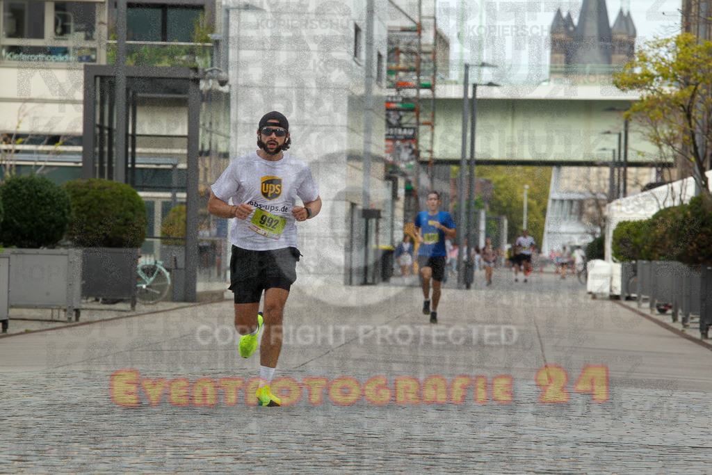 250920_1318_EV4_5194 | Sportfotografie im Rhein-Sieg Kreis, Köln, Bonn, NRW, Rheinland Pfalz, Hessen, etc. Unser Tätigkeitsfeld umfasst den Laufsport vom Volkslauf über den Marathon, Duathlon, Triathon bis zum Ultralauf wie Kölnpfad Ultra oder Schindertrail.