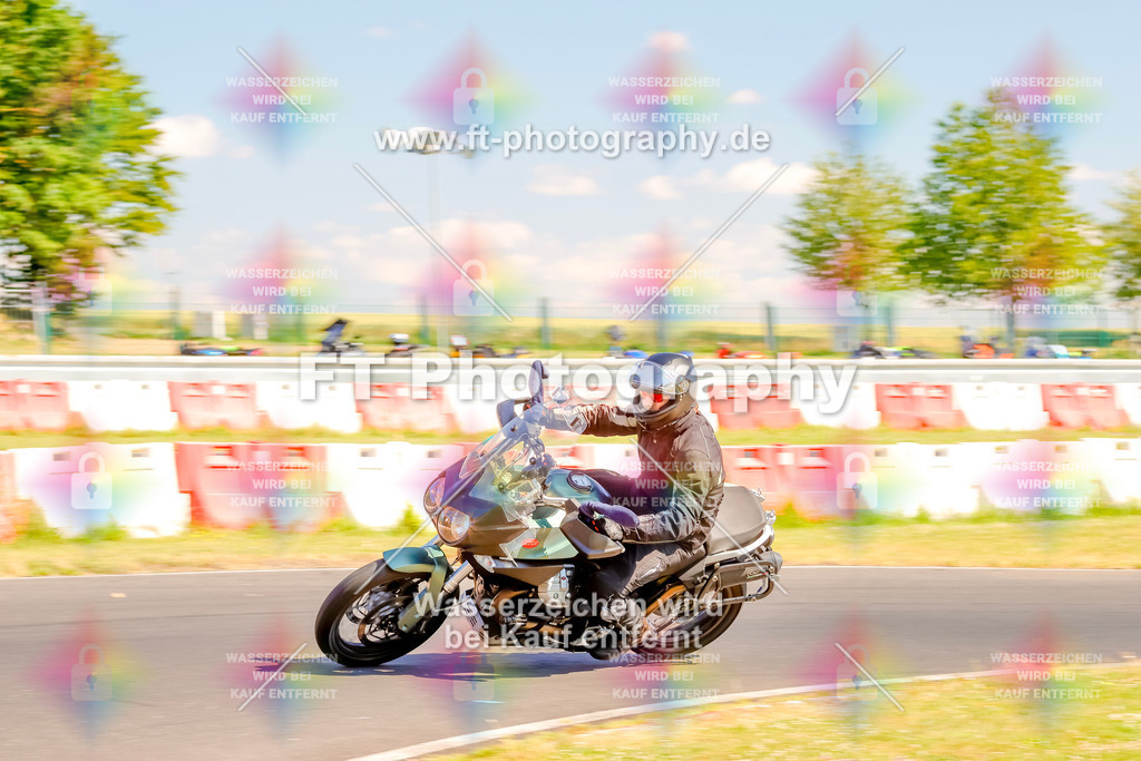 _MOT9123 | Hier findet Ihr Bilder von Touristenfahrten auf der Nürburgring Nordschleife oder von anderen Veranstaltungen die ich besucht habe. Viel Spass beim Durch Schauen 