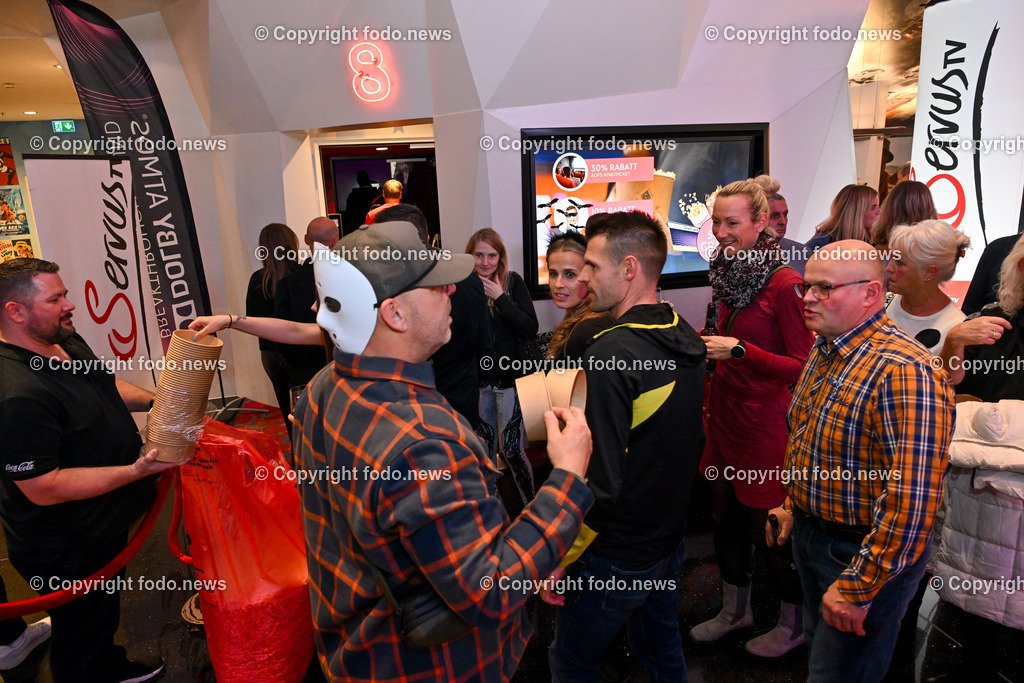 Lassts mas sche griassn_ 2 Tagesbart_ 31.10.2024-127 | bilder, linz, oberösterreich, österreich, europa, photo, foto, tiere, hunde, landwirtschaft, landschaft, politik, wirtschaft, wissenschaft, industrie, verkehr, medizin, society, fodo.news