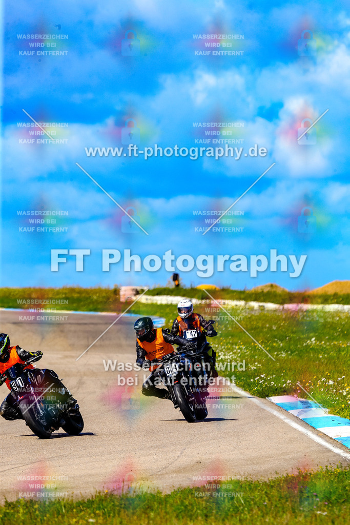 084-5952 | Hier findet Ihr Bilder von Touristenfahrten auf der Nürburgring Nordschleife oder von anderen Veranstaltungen die ich besucht habe. Viel Spass beim Durch Schauen 