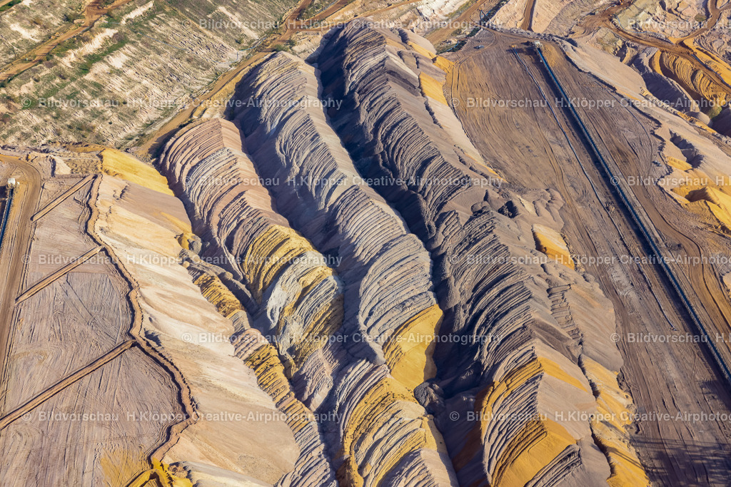 Luftbild-Niederzier-Tagebau Hambach-8293 | Luftbildfotografie Hermann Klöpper - Realized with Pictrs.com