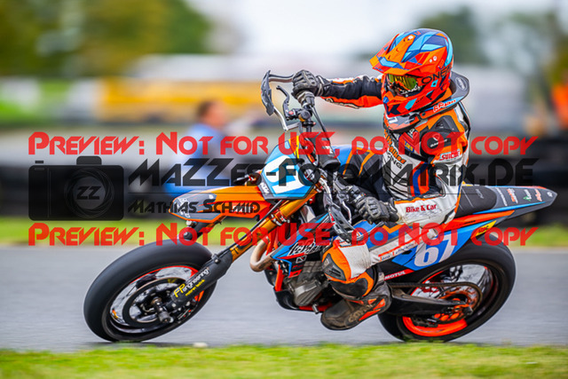 MaZZes_FotoMatrix_231001_1617 | UE40