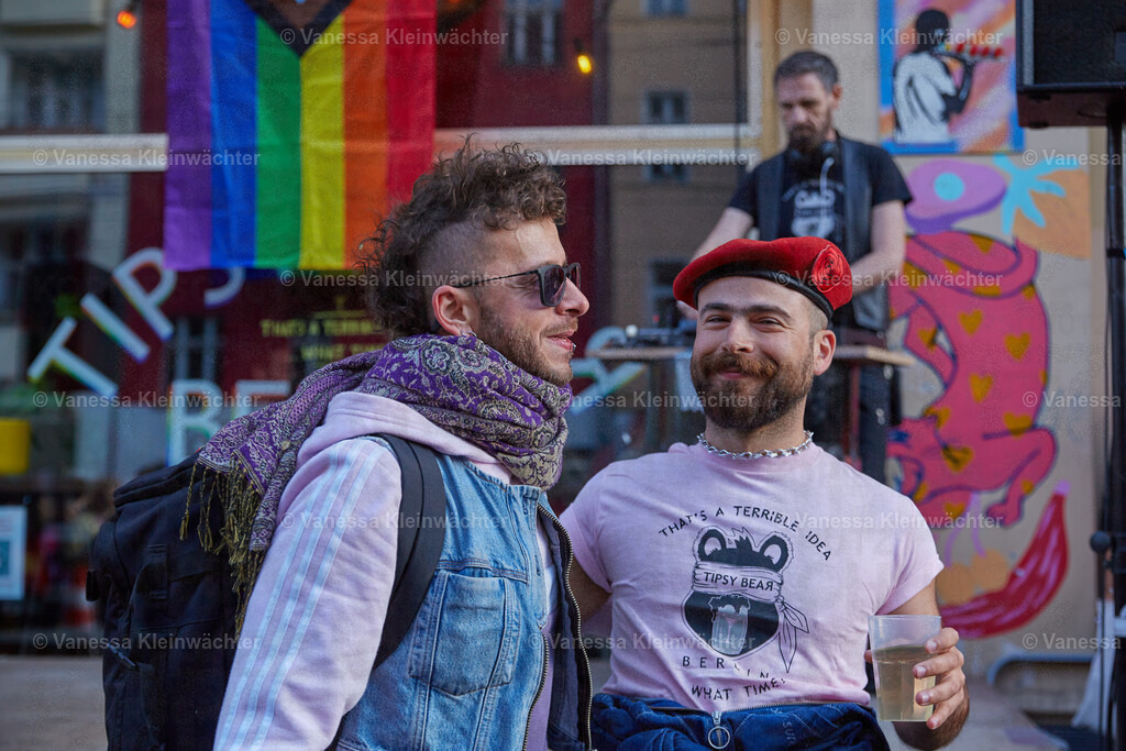 250506_TipsyBearSoli_02 | Vanessa Kleinwächter - Realisiert mit Pictrs.com