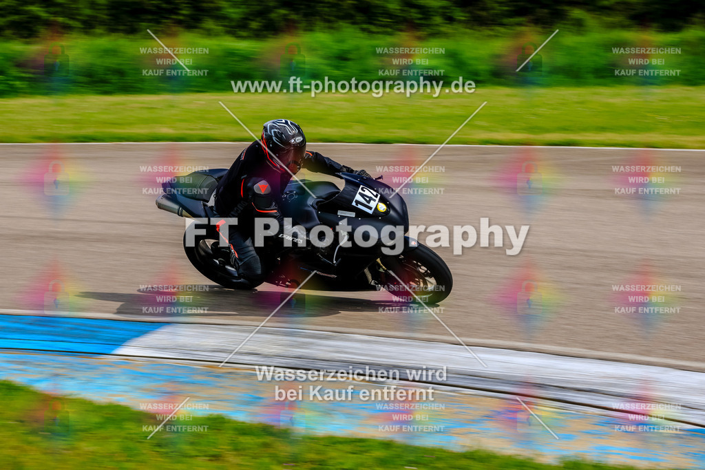 MotoTeam-9277 | Hier findet Ihr Bilder von Touristenfahrten auf der Nürburgring Nordschleife oder von anderen Veranstaltungen die ich besucht habe. Viel Spass beim Durch Schauen 