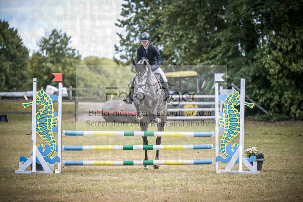 DOS_0608 | Entdecke hochwertige Reitturnierfotos von Foto Oger. Professionell, emotional und authentisch – jetzt Lieblingsmomente im Shop bestellen.Deutschlandweite Turnierfotografie. - Realisiert mit Pictrs.com