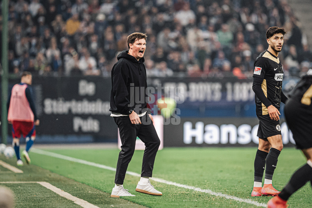 Fußball | Männer | Saison 2024/2025 | 2. Fußball-Bundesliga | 27. Spieltag | Hamburger SV vs. SV 07 Elversberg | 28.03.2025 | Trainer Merlin Polzin (HSV)