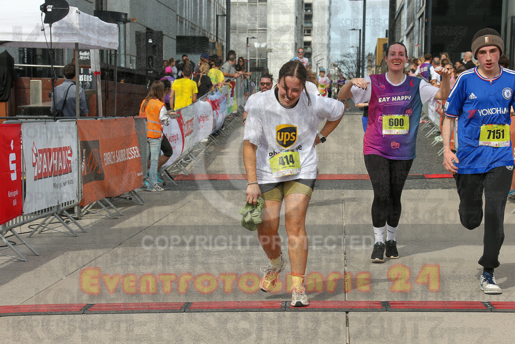 250920_1334_EX1_5603 | Sportfotografie im Rhein-Sieg Kreis, Köln, Bonn, NRW, Rheinland Pfalz, Hessen, etc. Unser Tätigkeitsfeld umfasst den Laufsport vom Volkslauf über den Marathon, Duathlon, Triathon bis zum Ultralauf wie Kölnpfad Ultra oder Schindertrail.