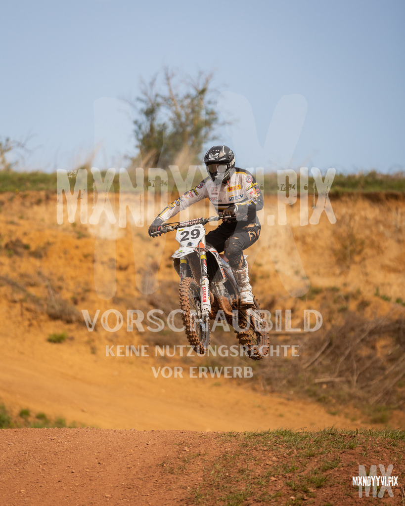 866A4017 | mxndyyvipix