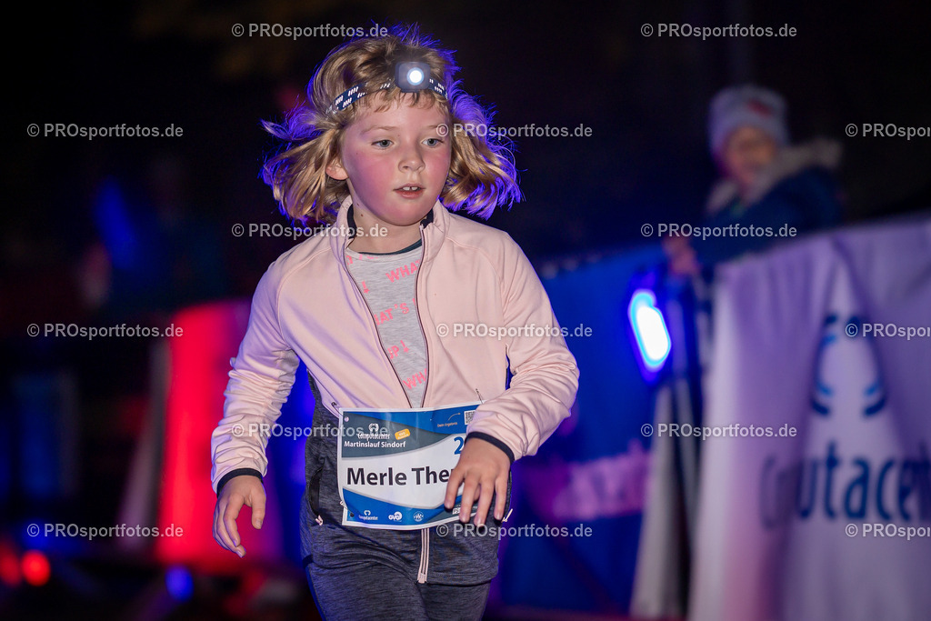 Martinslauf Sindorf 2023 in Kerpen-Sindorf, 09.11.2023 | Impressionen vom Martinslauf Sindorf 2023 am 09.11.2023 in Kerpen-Sindorf (Nordrhein-Westfalen).