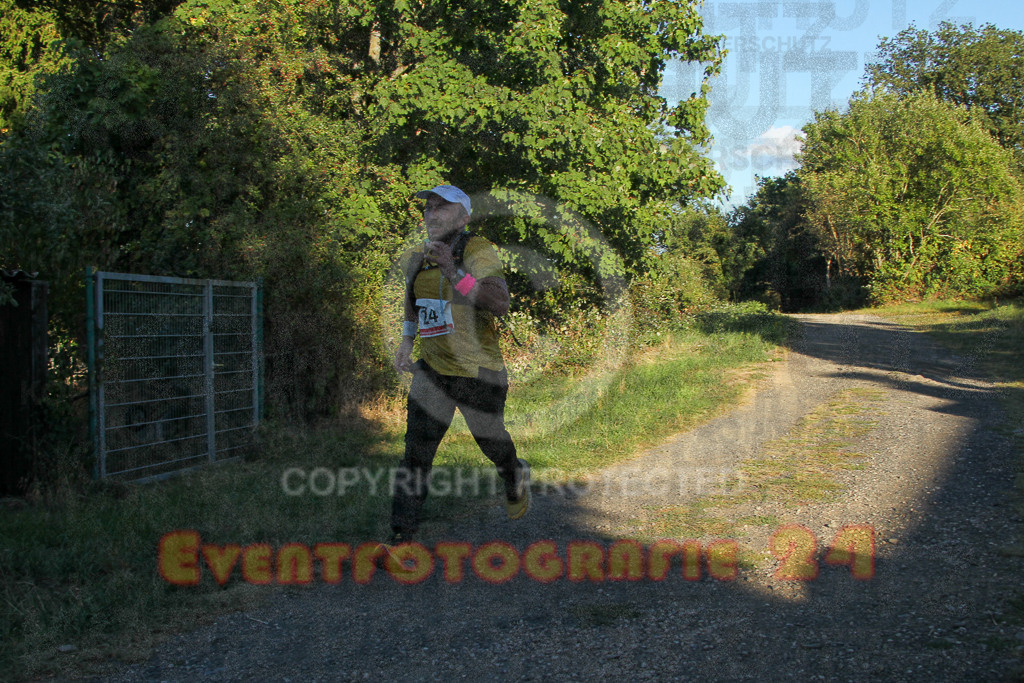 250830_1849_EV4_4901 | Sportfotografie im Rhein-Sieg Kreis, Köln, Bonn, NRW, Rheinland Pfalz, Hessen, etc. Unser Tätigkeitsfeld umfasst den Laufsport vom Volkslauf über den Marathon, Duathlon, Triathon bis zum Ultralauf wie Kölnpfad Ultra oder Schindertrail.