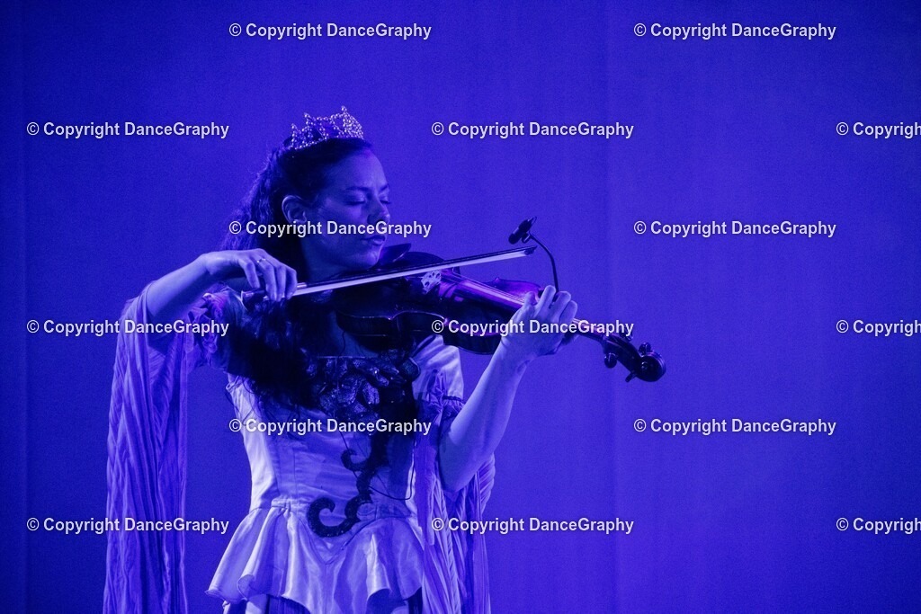 GPHY2514 | DanceGraphy - Realisiert mit Pictrs.com