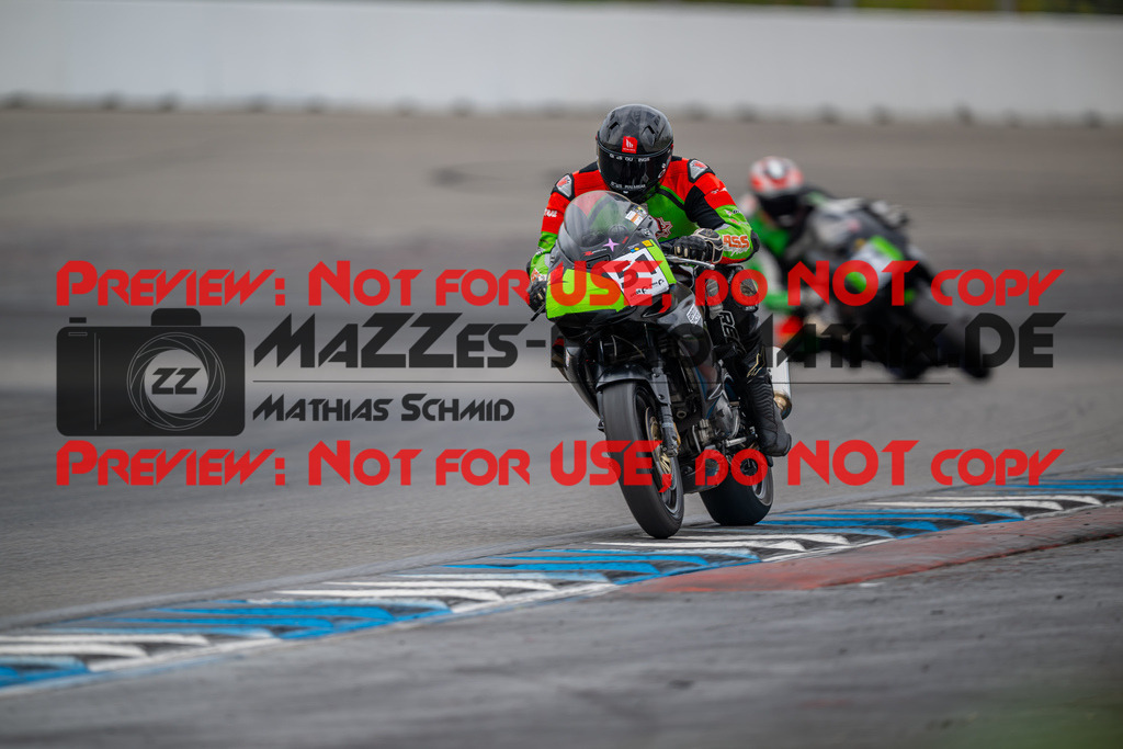 MaZZes-Fotomatrix-20260809-575615 | R1