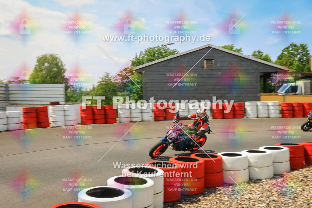 _DSK2752 | Hier findet Ihr Bilder von Touristenfahrten auf der Nürburgring Nordschleife oder von anderen Veranstaltungen die ich besucht habe. Viel Spass beim Durch Schauen 