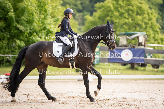 Bad_Meinberg_07957 | saradresslerfotografie - Realisiert mit Pictrs.com