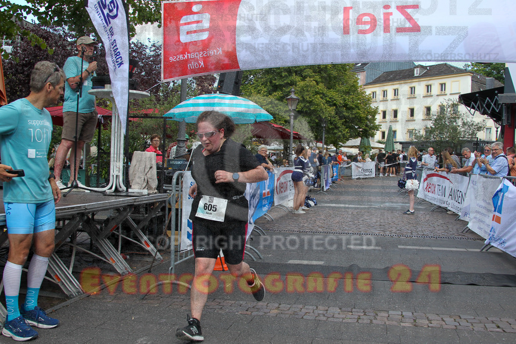250824_1520_EV4_2811 | Sportfotografie im Rhein-Sieg Kreis, Köln, Bonn, NRW, Rheinland Pfalz, Hessen, etc. Unser Tätigkeitsfeld umfasst den Laufsport vom Volkslauf über den Marathon, Duathlon, Triathon bis zum Ultralauf wie Kölnpfad Ultra oder Schindertrail.