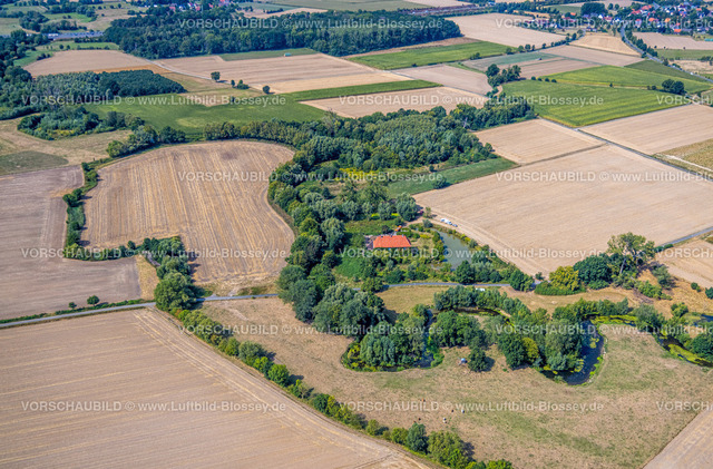 Hamm220809808Uentrop | Luftbild, Haus Hohenover, ehemaliges Wasserschloss, Brandschaden nach dem Feuer, Norddinker, Uentrop, Hamm, Ruhrgebiet, Nordrhein-Westfalen, Deutschland