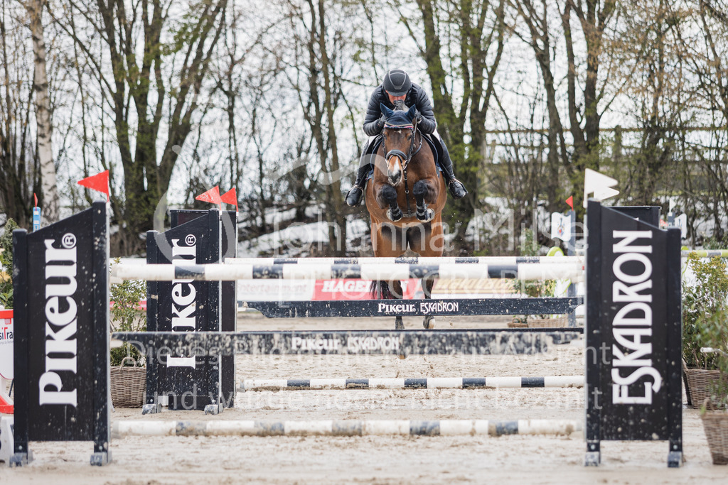 220402_HF-Laar_2PhM2-Spr-265 | SEASON OPENING 2022
Herford Laar
02.04.2022
07 Zwei-Phasen-Springprüfung Kl.M**