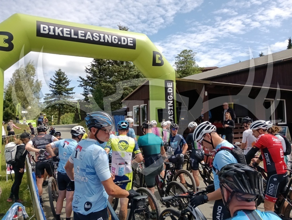 IMG_20260724_121942212 | Fotogalerie der Treibjagd im Dunkelwald - Dein MTB Etappenrennen im Erzgebirge - Realisiert mit Pictrs.com
