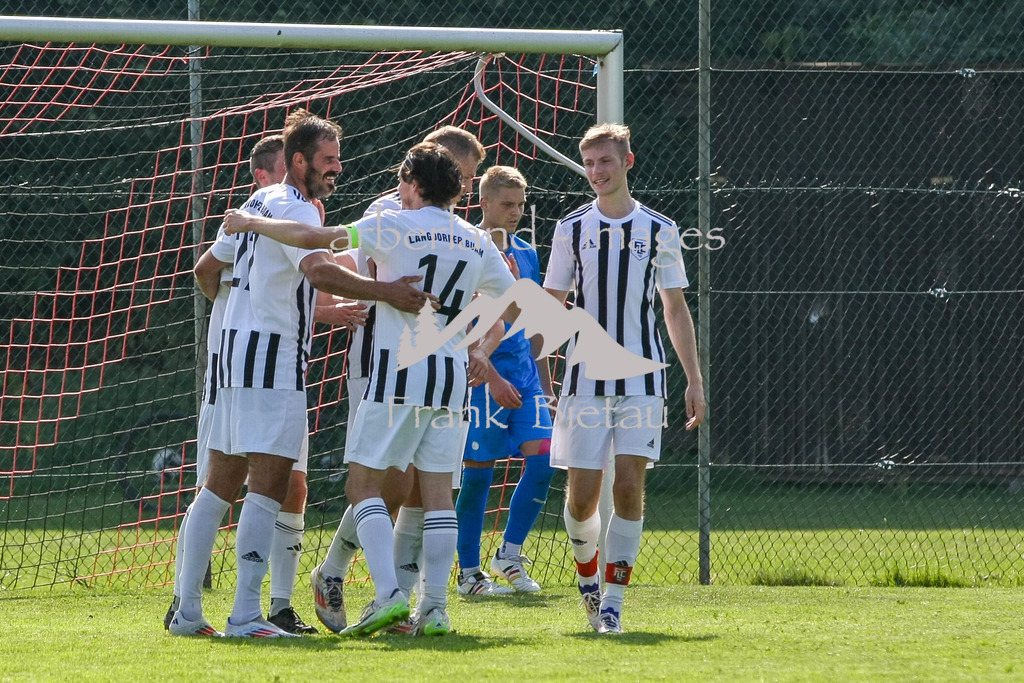 993T5329 | Medien- Sport- Entertainmentfotos