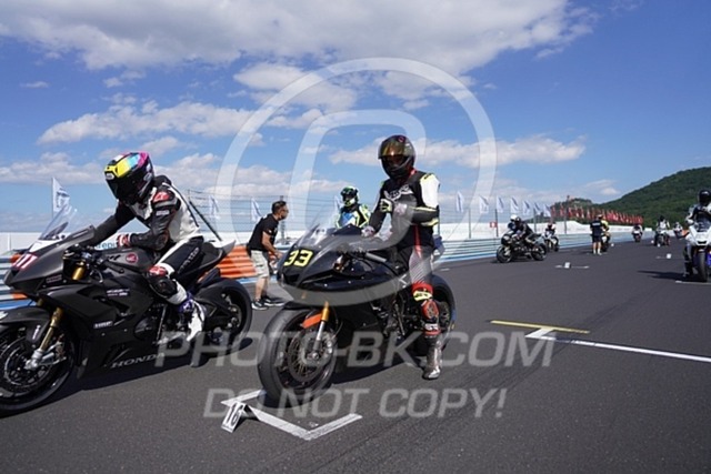 2024_08_11_PBK_35706 | Sportfotografie; SlowMotion; Video; Rennstrecke; Hafeneger; Speer; Racing; RSE; BMW; CBO; Trackday; Motorsportarena; Hockenheimring; Brno; Most; Barcelona; Valencia