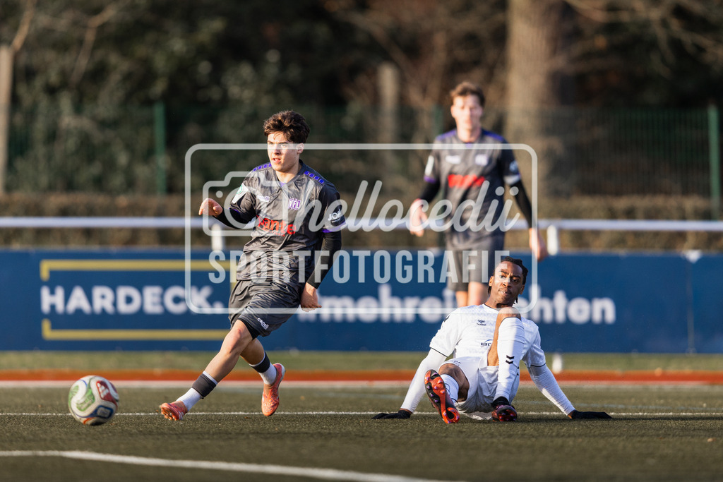 Fußball I Herren I Saison 2025-2026 I Freundschaftsspiel I VFL Osnabrück A-Junioren - JFV Bremen-103 | realhellocedii - Realisiert mit Pictrs.com
