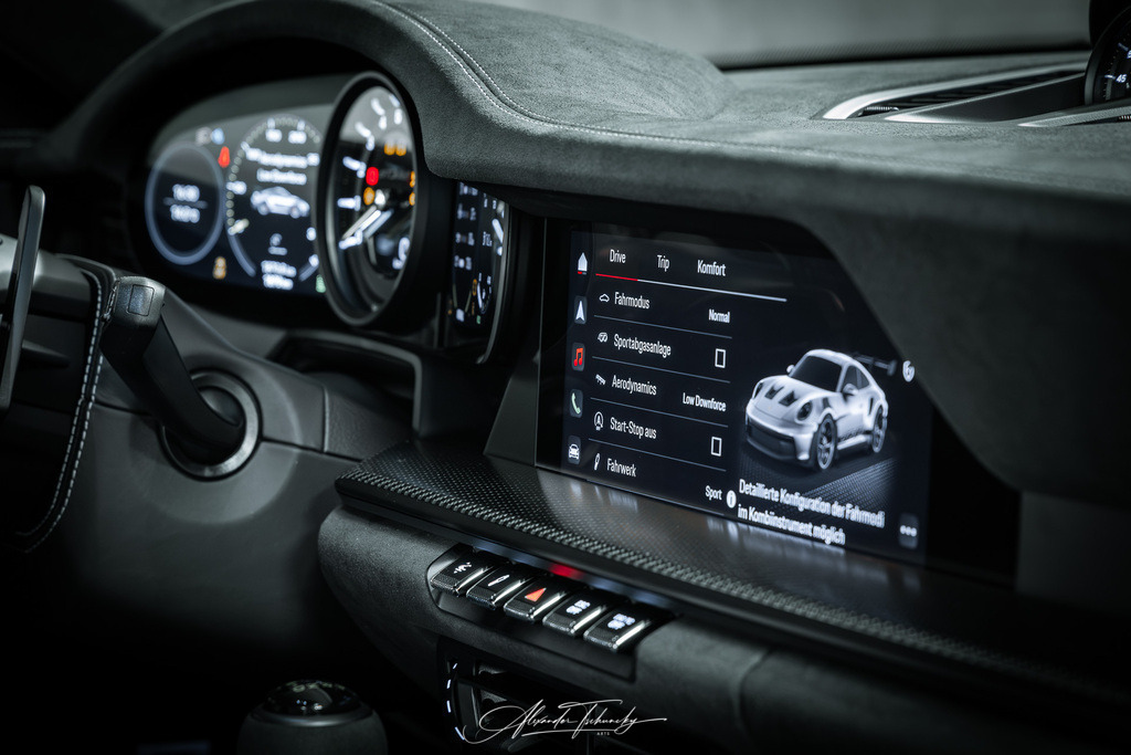 R6AT1036 _Alexander Tschuncky | Entdecken Sie die faszinierende Welt von Alexander Tschuncky Arts: Kreative Fotografie, atemberaubende Automobilkunst und hochwertiger Bilderdruck. Lassen Sie sich inspirieren! - Realisiert mit Pictrs.com