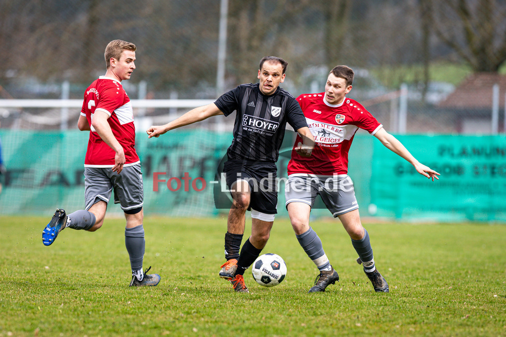 SV Polling gegen FC Wildsteig/Rottenbuch | Fußball Kreisliga Herren Oberbayern Zugspitze Gruppe 1 2024/25, SV Polling gegen FC Wildsteig/Rottenbuch, 20250330,Christian BAIERLACHER (SV Polling 3) am Ball,2025-03-30 in Polling (Sportplatz Polling), Christian BAIERLACHER (SV Polling 3)Copyright: WolfgangxLindner www.foto-lindner.de