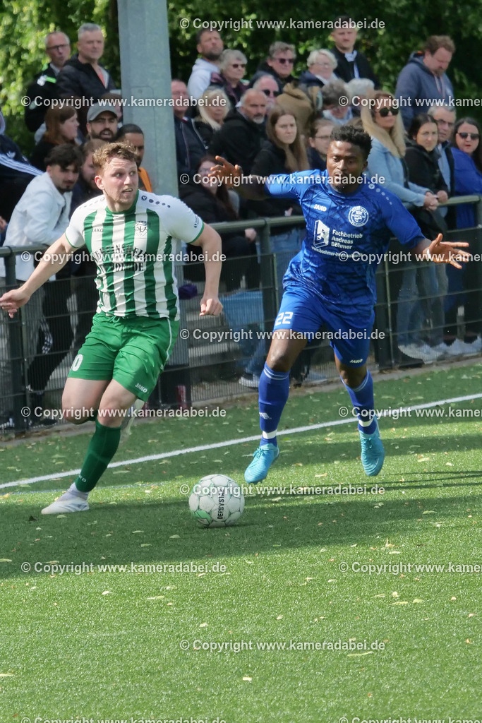 Fußball : Bezirksliga : TV Voerde - FC Sterkrade 72 | Fußball : Bezirksliga : TV Voerde - FC Sterkrade 72 am 25.05.2025 in Voerde - Realisiert mit Pictrs.com