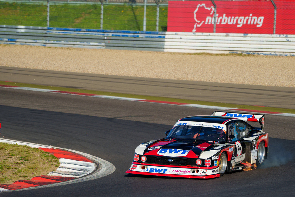 Belmot Oldtimer Grand Prix 2024 | 10.08.2024 Belmot Oldtimer Grand Prix 2024, Nürburgring,Deutschland, Bild: #54 Peter Mücke und Stefan Mücke im Ford Turbo Capri von Mücke Motorsport Classic - Realisiert mit Pictrs.com