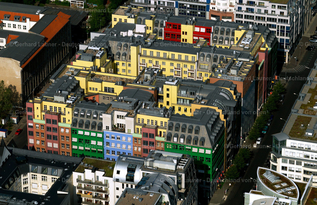 2790009 | Bunte Häuser in Kreuzberg, Berlin