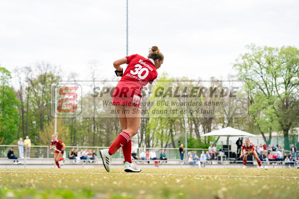 HK_20240407_903454 | 1. Bundesliga Hockey Damen Rot-Weiss Köln - Harvestehuder THC am 7.4.2024 Rot-Weiss Köln, Köln , Felicia Wiedermann ( Rot-Weiss Köln #30 )