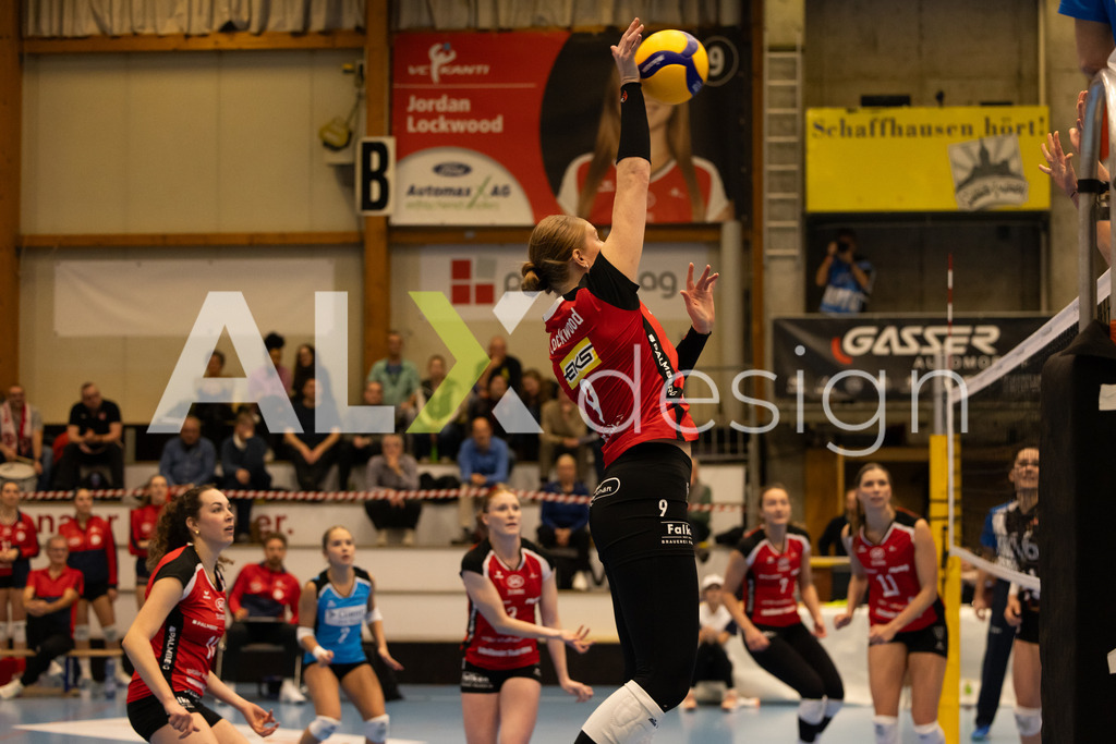 Volleyball I Frauen I Saison 2025-2026 I CEV Volleyball Challenge Cup 2026 | Women I 16th Finals I VC Kanti Schaffhausen - TJ Ostrava I 03.12.2025 | VC Kanti Schaffhausen - 9 Jordan Lockwood (USA) – Diagonal - Realisiert mit Pictrs.com