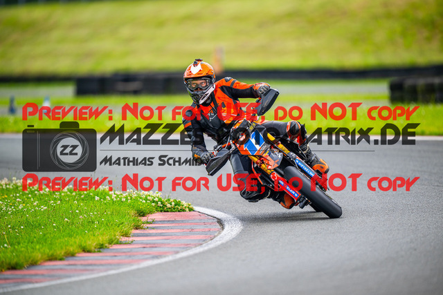 MaZZes_FotoMatrix_240621_6007705_2407 | ROT