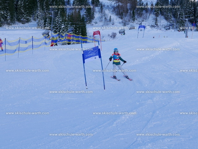 Luca (1) | Photos von der Skischule Warth - Realisiert mit Pictrs.com
