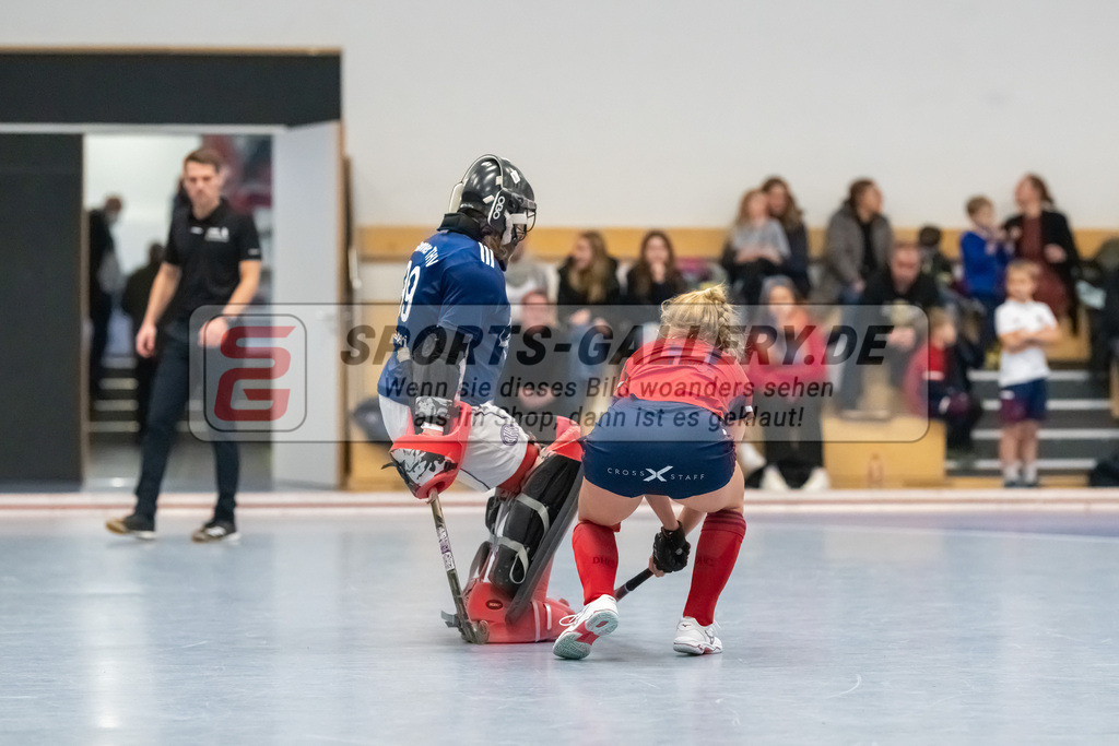 HK_20221203_101914 | 1. Bundesliga ( Halle ) Damen Düsseldorfer HC -  Bonner THV am 3.12.2022 Düsseldorfer HC, Düsseldorf , Sara Strauss ( Düsseldorfer HC #11 )