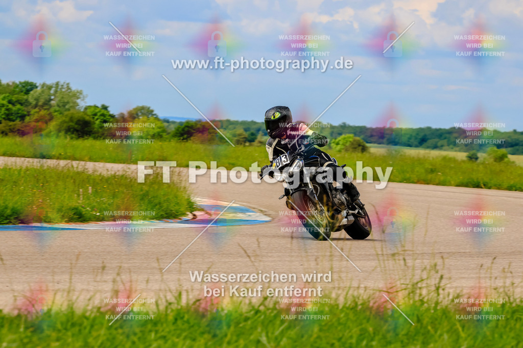 MotoTeam-1011 | Hier findet Ihr Bilder von Touristenfahrten auf der Nürburgring Nordschleife oder von anderen Veranstaltungen die ich besucht habe. Viel Spass beim Durch Schauen 