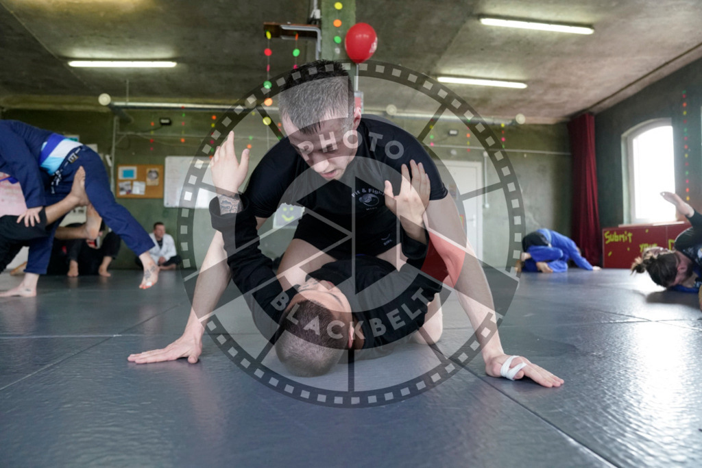 20240413PBB5030 | Fighters compete during the Grapplethon 24hours of rolling for a reason in Hamburg, Germany, on April 13, 2024.