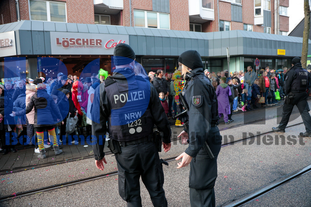 SES_BOCLIN20240212-1 | bond - Realisiert mit Pictrs.com