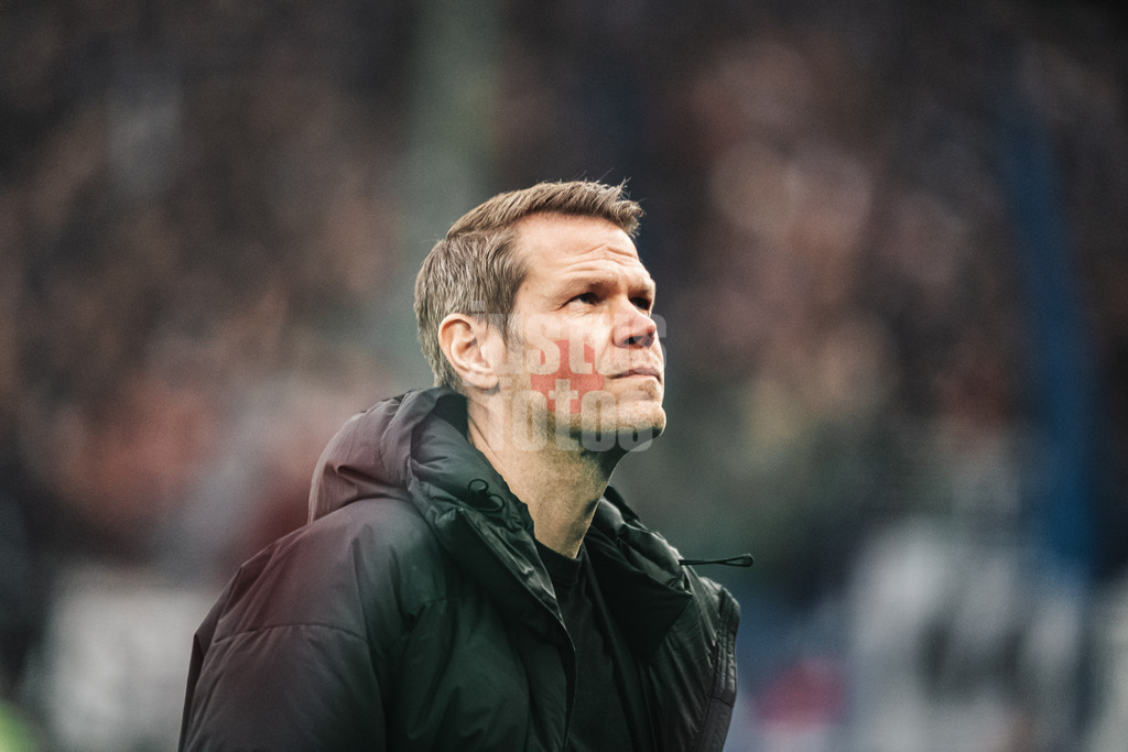Fußball | Männer | Saison 2025/2026 | 1. Fußball-Bundesliga | 15. Spieltag | Hamburger SV vs. Eintracht Frankfurt | 20.12.2025 | Eric Huwer (Vorstand HSV)