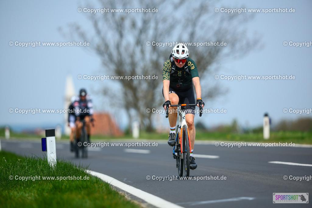214_TRA56336 | Neusiedlersee Radmarathon 2026@sportshot_your_pictrs #yourpictures#roadtowm2029 #nrm #neusiedlerseeradmarathon #neusiedlersee #neusiedlerseetourismus #burgenland #mörbisch #nrm26 #burgenlandtourismus #voglundco #poweredbyburgenlandtourismus #radsport #rad #marathon #ucigranfondo #visitburgenland #ucigranfondoworldseries