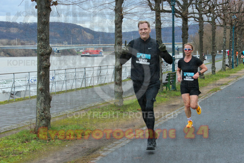 221231_1021_EX1_6711 | Sportfotografie im Rhein-Sieg Kreis, Köln, Bonn, NRW, Rheinland Pfalz, Hessen, etc. Unser Tätigkeitsfeld umfasst den Laufsport vom Volkslauf über den Marathon, Duathlon, Triathon bis zum Ultralauf wie Kölnpfad Ultra oder Schindertrail.