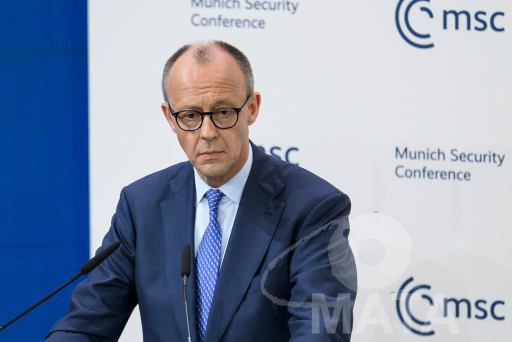 _DWA4571 | MATA IndoCon - Realisiert mit Pictrs.com