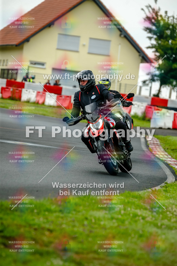 VBK-3750 | Hier findet Ihr Bilder von Touristenfahrten auf der Nürburgring Nordschleife oder von anderen Veranstaltungen die ich besucht habe. Viel Spass beim Durch Schauen 