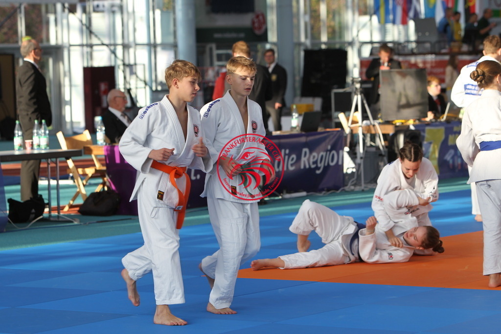 JT6F9419 | Fotos vom Adler Cup - Pictures from Adler Cup

Hier findet Ihr alle Eindrücke und großen Momente der Adler Cup Wochenenden. Here you will find all impressions and great moments of the Adler Cup weekends. - Realisiert mit Pictrs.com