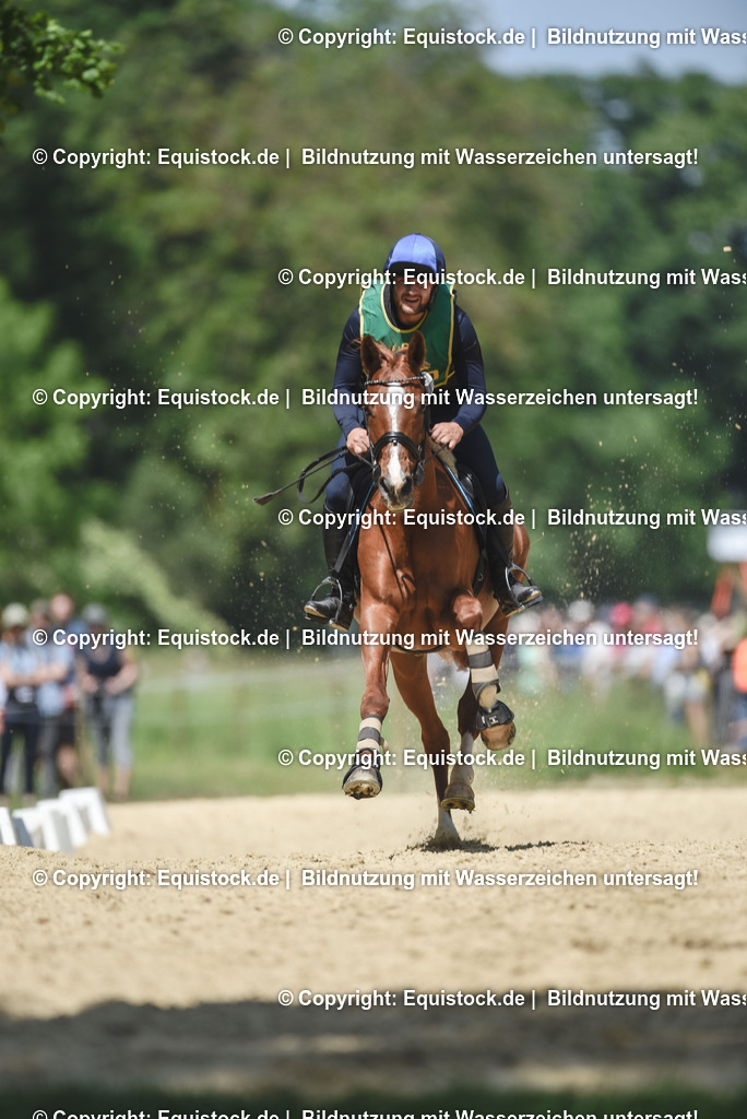 20230527_27_CCI4_Gelände_0021 | equistock